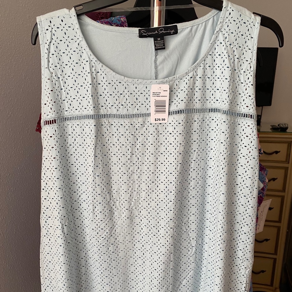 Women’s plus size Tank